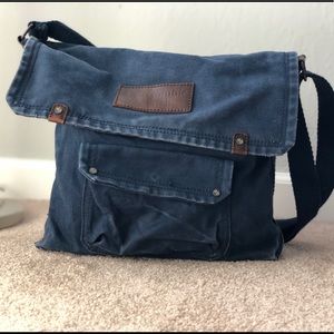 Abercrombie & Fitch Messenger Bag